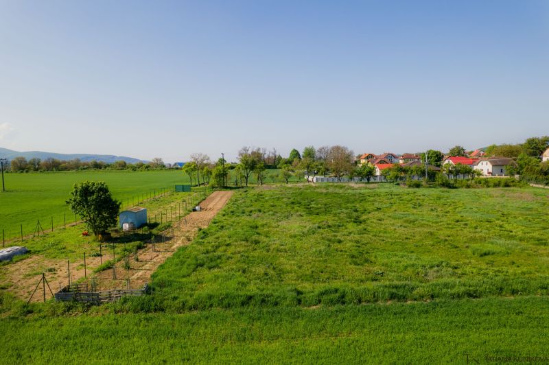 Pozemok Melčice 4.jpg